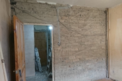 02.-b2-fake-wall-and-old-plaster-removed-2