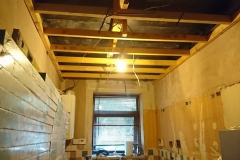 03.-k-vapour-membrane-and-timber-frame-to-ceiling-new-lights-wire
