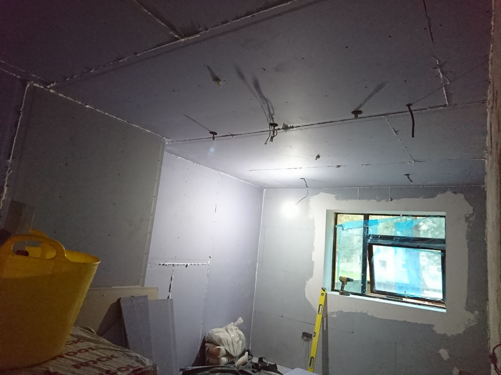 plastering-contractors-Edinburgh-insulation-installation-Edinburgh