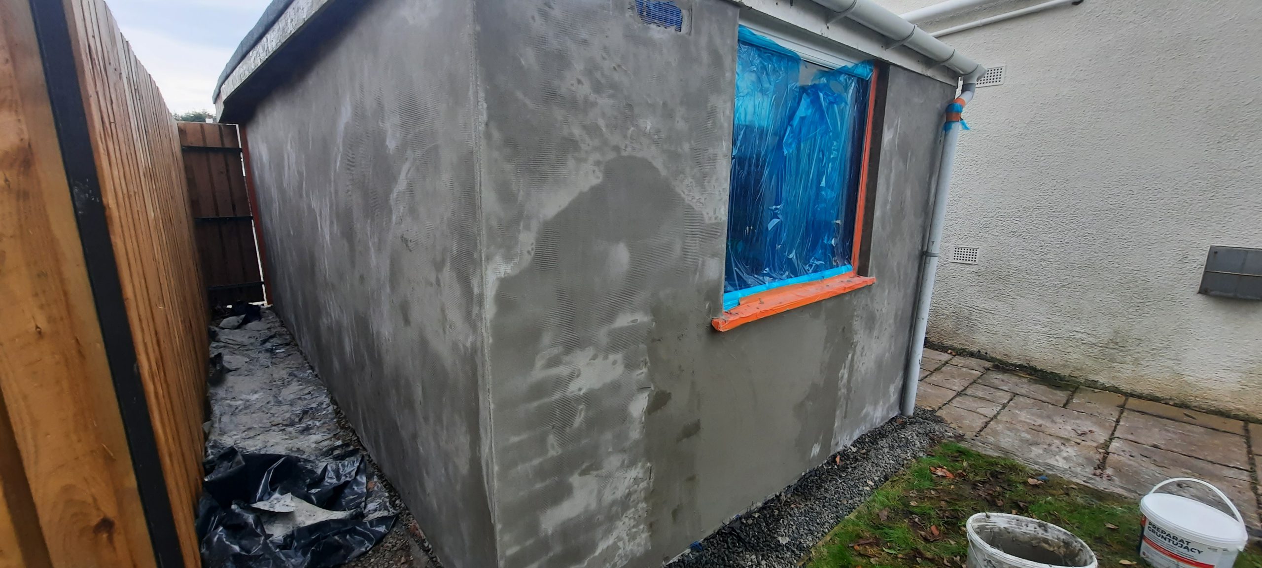 roughcast render Edinburgh freshly applied to small wall