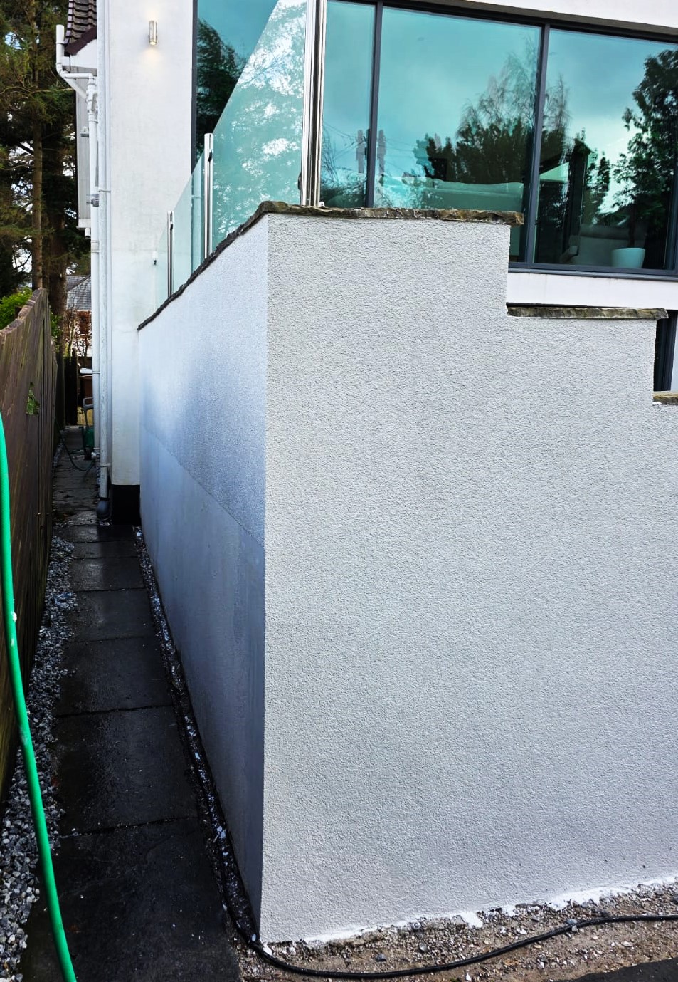 solid wall insulation Edinburgh on side boundary