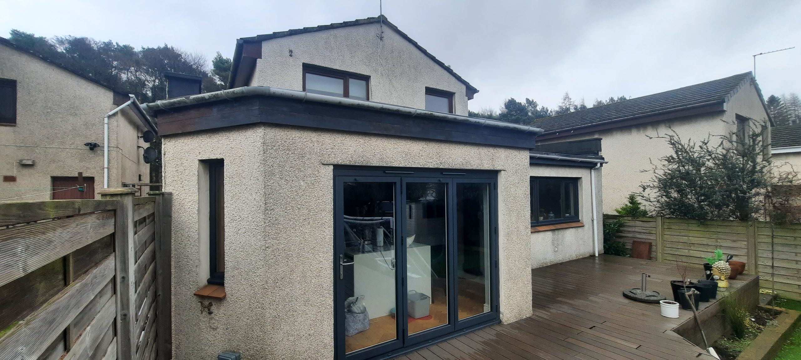 Insulation Edinburgh added behind fresh plaster coat
