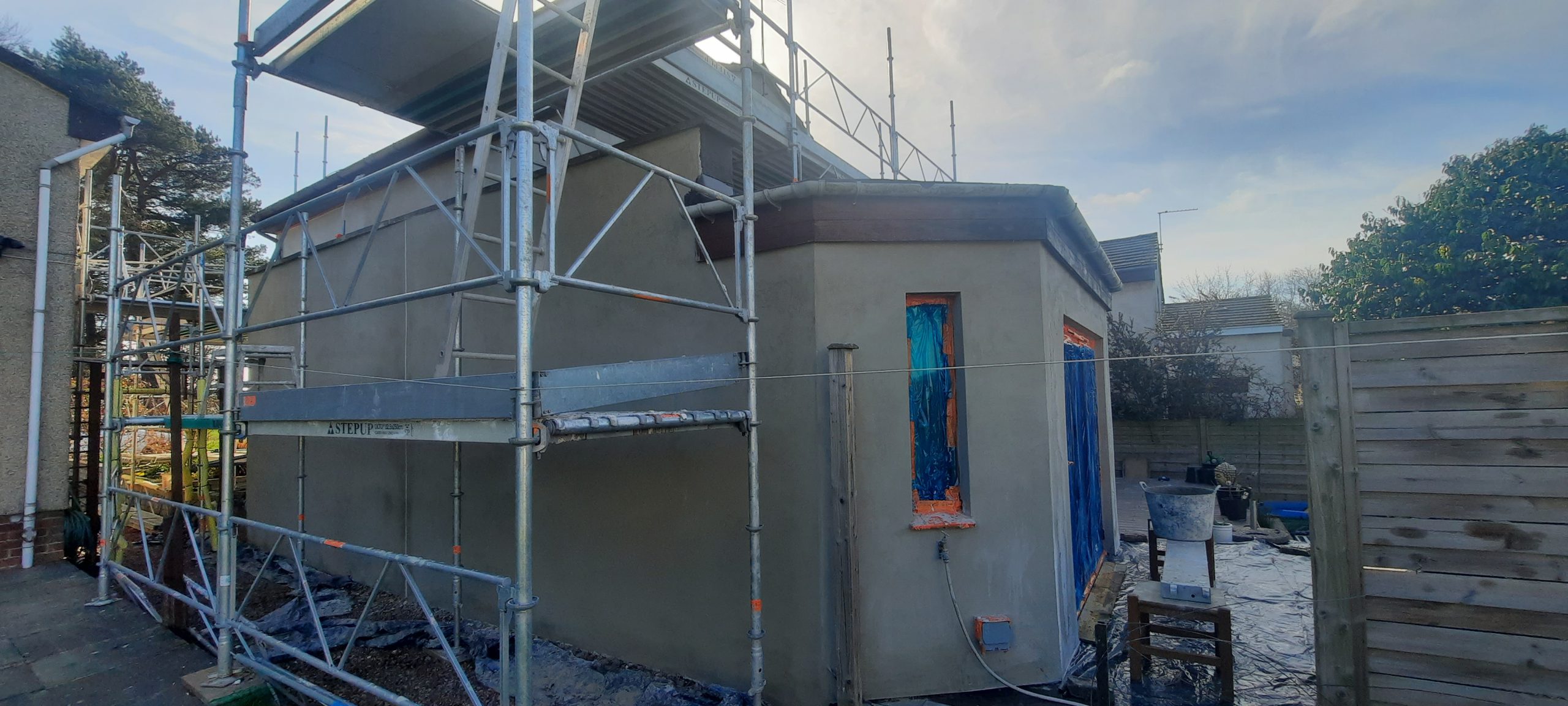 Rendering Edinburgh on fresh cement layer