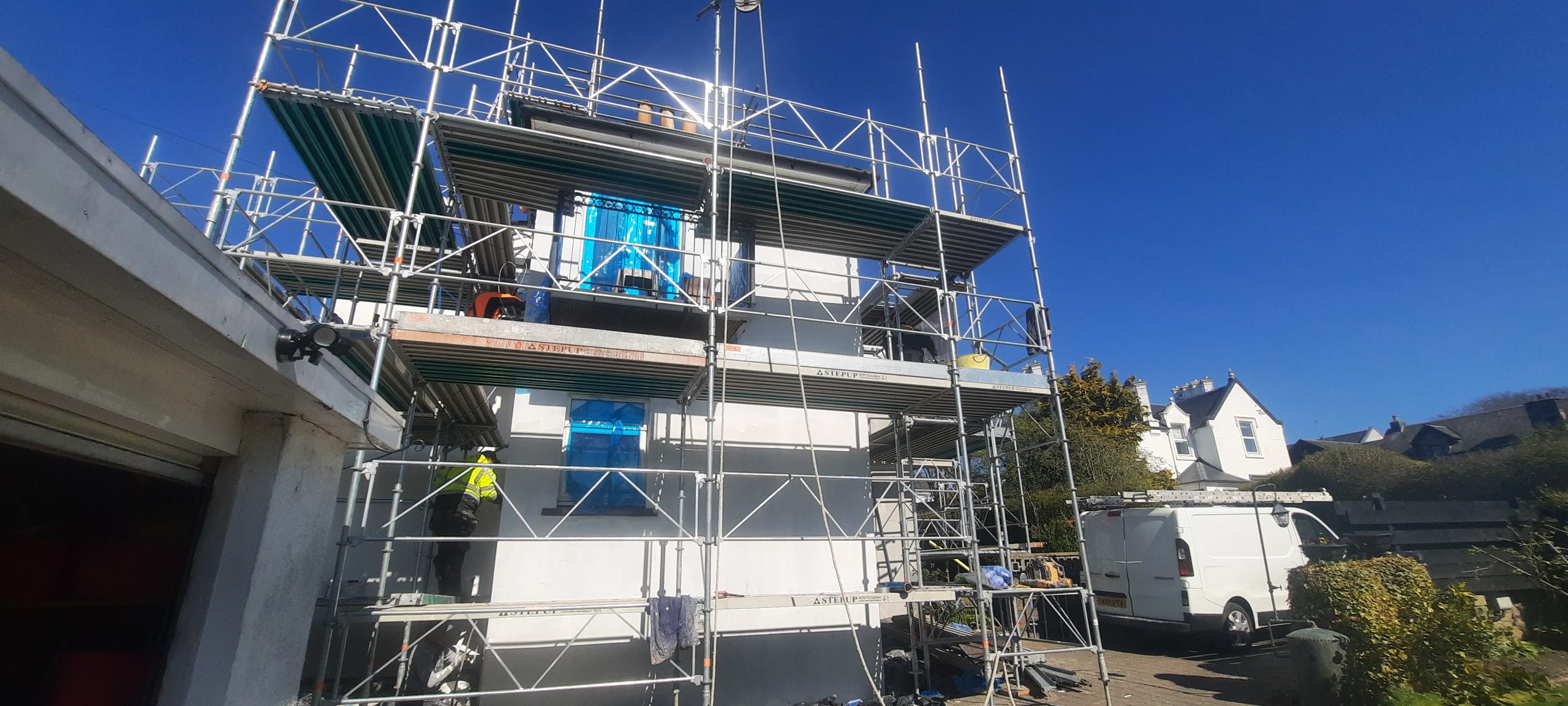 house rendering Edinburgh under construction