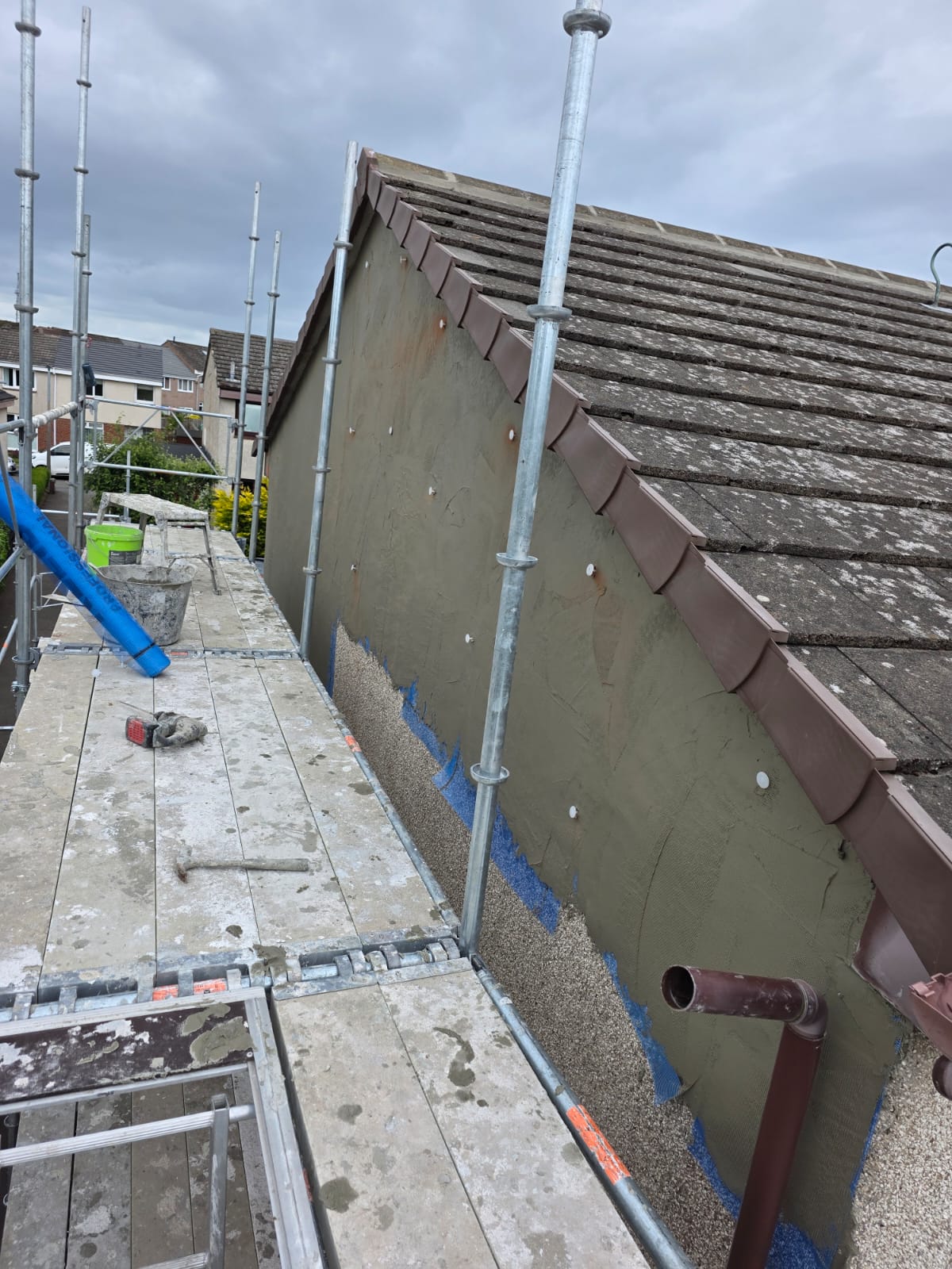 roofline close-up before applying external wall insulation Edinburgh