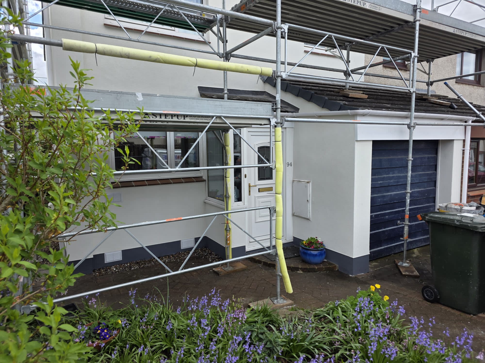 roughcast render Edinburgh applied to upper wall section with fresh coat