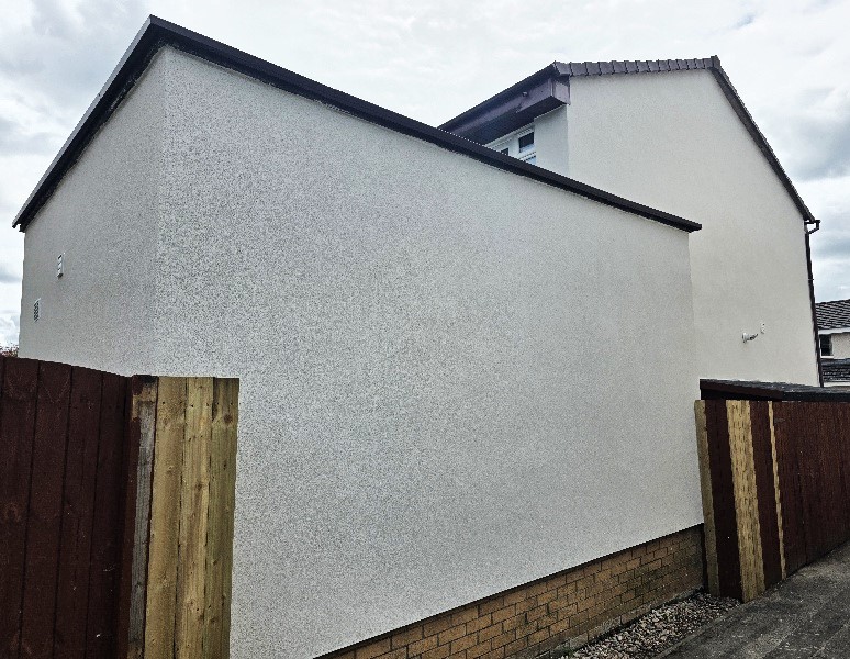 roughcaster Edinburgh completed uniform finish across full wall