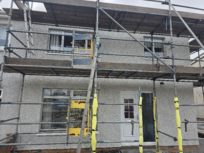 scaffolding prepared for external wall insulation Edinburgh upgrade