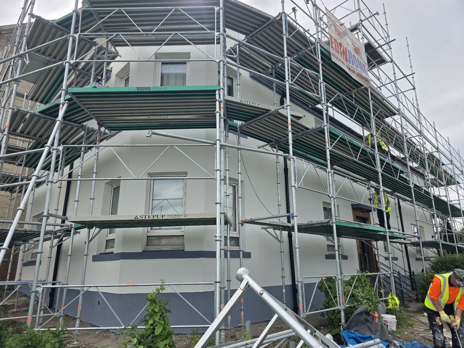 #Edinhome; #Rendering; #SiliconeRender; #Roughcast; Edinburgh;