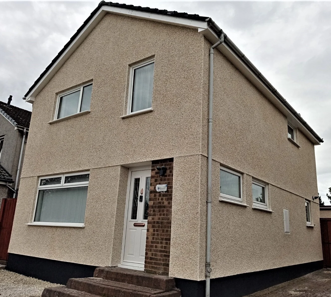 Roughcast - Edinhome (22)